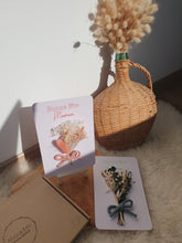 Charger l'image dans la galerie, Carte de fleurs séchées naturelles fait main fête des mères, Bouquet de fleurs à offrir, carte, cadeau maman personnalisé à offrir