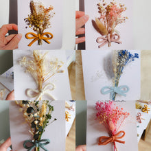 Charger l'image dans la galerie, Carte fleurs séchées naturelles merci cadeau maîtresse, Bouquet fleurs à offrir nounou, Saint valentin