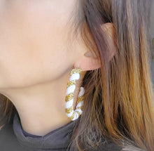 Charger l'image dans la galerie, Boucles d'oreille créoles corde de coton bicolore bijou fantaisie cadeau tendance macramé fait main noeud marin choix 21 couleurs