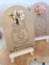 Charger l'image dans la galerie, Carte fleurs séchées naturelles Amour Amitié Saint valentin cadeau maîtresse nounou fin d'année