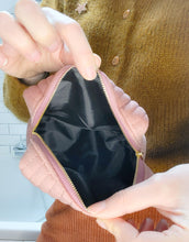 Charger l'image dans la galerie, Trousse maquillage velours cadeau personnalisé demoiselle d'honneur mariage Cadeau d'anniversaire femme marraine maman anniversaire EVJF