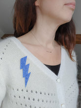 Charger l'image dans la galerie, Broche éclair 3 pics paillette personnalisable fait main cadeau témoin marraine femme fête des mères anniversaire EVJF