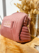 Charger l'image dans la galerie, Trousse maquillage velours cadeau personnalisé demoiselle d'honneur mariage Cadeau d'anniversaire femme marraine maman anniversaire EVJF