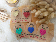 Charger l'image dans la galerie, Broche coeur paillette fait main avec carte personnalisable - cadeau fin d'année scolaire pour maîtresse, nounou