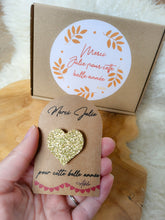 Charger l'image dans la galerie, Broche coeur paillette fait main avec carte personnalisable - cadeau fin d'année scolaire pour maîtresse, nounou