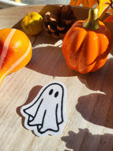 Charger l'image dans la galerie, Broche gentil fantôme d'Halloween