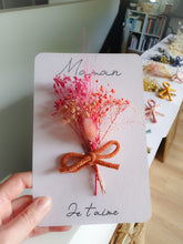 Charger l'image dans la galerie, Carte de fleurs séchées naturelles fait main fête des mères, Bouquet de fleurs à offrir, carte, cadeau maman personnalisé à offrir
