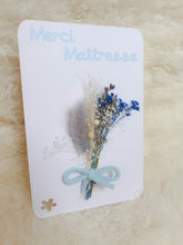 Charger l'image dans la galerie, Carte fleurs séchées naturelles merci cadeau maîtresse, Bouquet fleurs à offrir nounou, Saint valentin