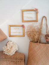 Charger l'image dans la galerie, Cadre personnalisé doré fleurs séchées cadeau maîtresse, professeur, ATSEM, assistante maternelle