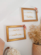 Charger l'image dans la galerie, Cadre personnalisé doré fleurs séchées cadeau maîtresse, professeur, ATSEM, assistante maternelle
