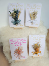 Charger l'image dans la galerie, Carte fleurs séchées naturelles merci cadeau maîtresse, Bouquet fleurs à offrir nounou, Saint valentin