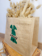 Charger l'image dans la galerie, Sac de Pâques personnalisé en jute Lapin de Pâques avec prénom, Panier chasse aux oeufs enfants, cadeau pour nid de Pâques personnalisable