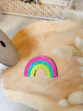 Charger l'image dans la galerie, Broche arc en ciel paillette personnalisable fait main cadeau témoin marraine femme fête des mères anniversaire EVJF