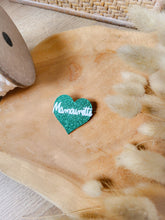 Charger l'image dans la galerie, Broche coeur paillette personnalisable, idée cadeau fête des mères, fin d'année maîtresse, ATSEM, nounou, Assistante maternelle
