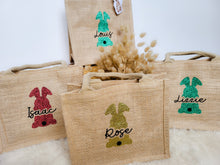 Charger l'image dans la galerie, Sac de Pâques personnalisé en jute Lapin de Pâques avec prénom, Panier chasse aux oeufs enfants, cadeau pour nid de Pâques personnalisable