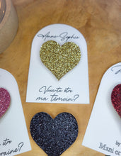 Charger l'image dans la galerie, Broche coeur paillette fait main cadeau témoin marraine femme maman mamie saint valentin anniversaire amoureuse EVJF baby shower naissance