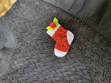Charger l'image dans la galerie, Broche chaussette de Noël à paillettes