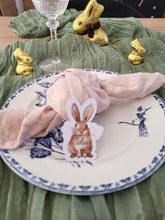 Charger l'image dans la galerie, Etiquette marque-place personnalisé lapin Pâques champêtre décoration enfant baptême, anniversaire, fête, cadeau nom invité