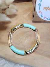 Charger l'image dans la galerie, Bracelet perles cadeau maîtresse fin d’année – 3 modèles & boîte personnalisée