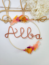 Charger l'image dans la galerie, Couronne prénom fleurs séchées