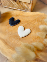 Charger l'image dans la galerie, Broche coeur velours cadeau témoin marraine femme fête des mères anniversaire EVJF