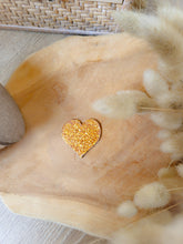 Charger l'image dans la galerie, Broche coeur paillette personnalisable, idée cadeau fête des mères, fin d'année maîtresse, ATSEM, nounou, Assistante maternelle