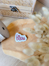 Charger l'image dans la galerie, Broche message paillettes personnalisable fait main cadeau témoin marraine femme fête des mères anniversaire EVJF