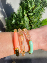 Charger l'image dans la galerie, Bracelet perles cadeau maîtresse fin d’année – 3 modèles & boîte personnalisée