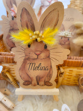 Charger l'image dans la galerie, Carte lapin fleurs séchées cadeau Pâques personnalisé prénom fait-main enfant illustration naissance papeterie décoration chambre bébé