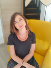 Charger l'image dans la galerie, Collier corde coton tressé épais chunky plastron bijou fantaisie cadeau tendance automne 2023 macramé fait main noeud marin terracotta Noël