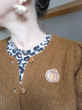 Charger l'image dans la galerie, Broche citrouille d'Automne