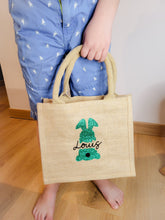 Charger l'image dans la galerie, Sac de Pâques personnalisé en jute Lapin de Pâques avec prénom, Panier chasse aux oeufs enfants, cadeau pour nid de Pâques personnalisable