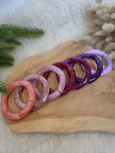 Charger l'image dans la galerie, Bracelet élastique jonc tons rose, corail, violine, lila, violet