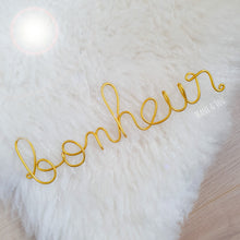 Charger l'image dans la galerie, Mot "bonheur" en fil doré