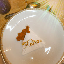 Charger l'image dans la galerie, Marque-place en fil doré mariage, réception