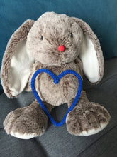 Charger l'image dans la galerie, Cœur en tricotin