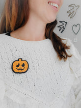 Load image into Gallery viewer, Broche citrouille Jack&#39;O Lantern Halloween
