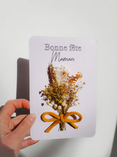 Cargar imagen en el visor de la galería, Tarjeta de flores secas naturales hechas a mano Día de la Madre, Ramo de flores para ofrecer, tarjeta, regalo personalizado de mamá para ofrecer
