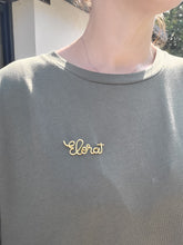 Cargar imagen en el visor de la galería, Broche Prénom Personnalisée – Cadeau Fait Main en Fil d&#39;Aluminium | Idée Originale pour Maîtresse, Marraine, Témoin, Femme, EVJF, Fête des Mères, Anniversaire
