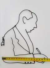 Cargar imagen en el visor de la galería, Portrait profil en fil de fer personnalisé, Sculpture sur mesure, Décoration murale
