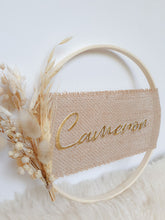 Load image into Gallery viewer, Natural crown burlap dried flowers customizable
