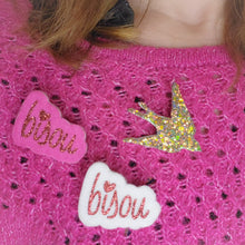 Charger l&#39;image dans la galerie, Broche message paillettes personnalisable fait main cadeau témoin marraine femme fête des mères anniversaire EVJF
